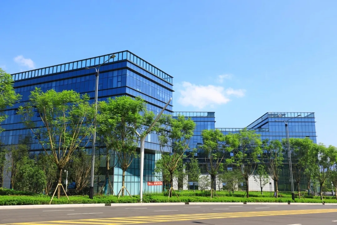 1626398324135562.jpg 640.webp (4).jpg