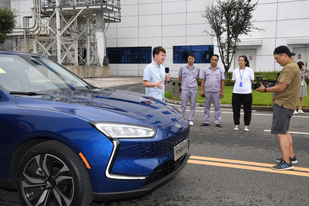 1626829644568584.jpg 640.webp (7).jpg