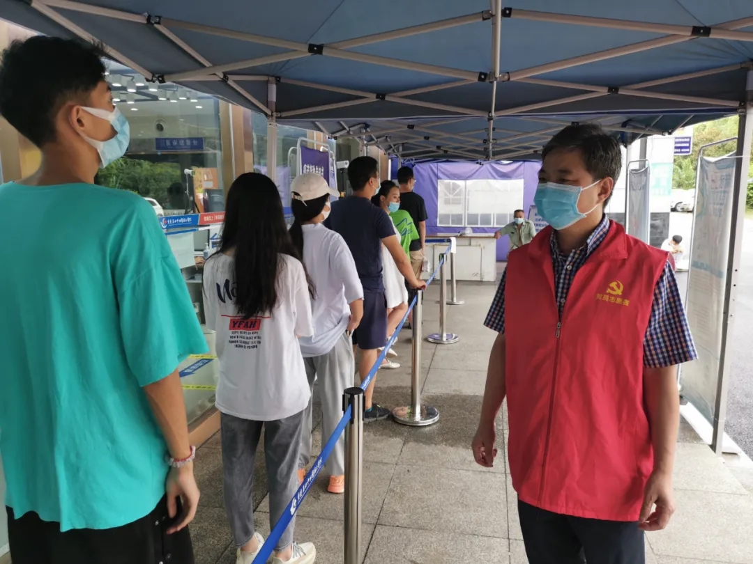 1629076125982597.jpg 640.webp (3).jpg