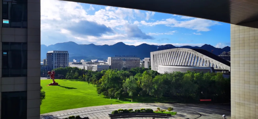 1630288190850273.jpg 640.webp (16).jpg