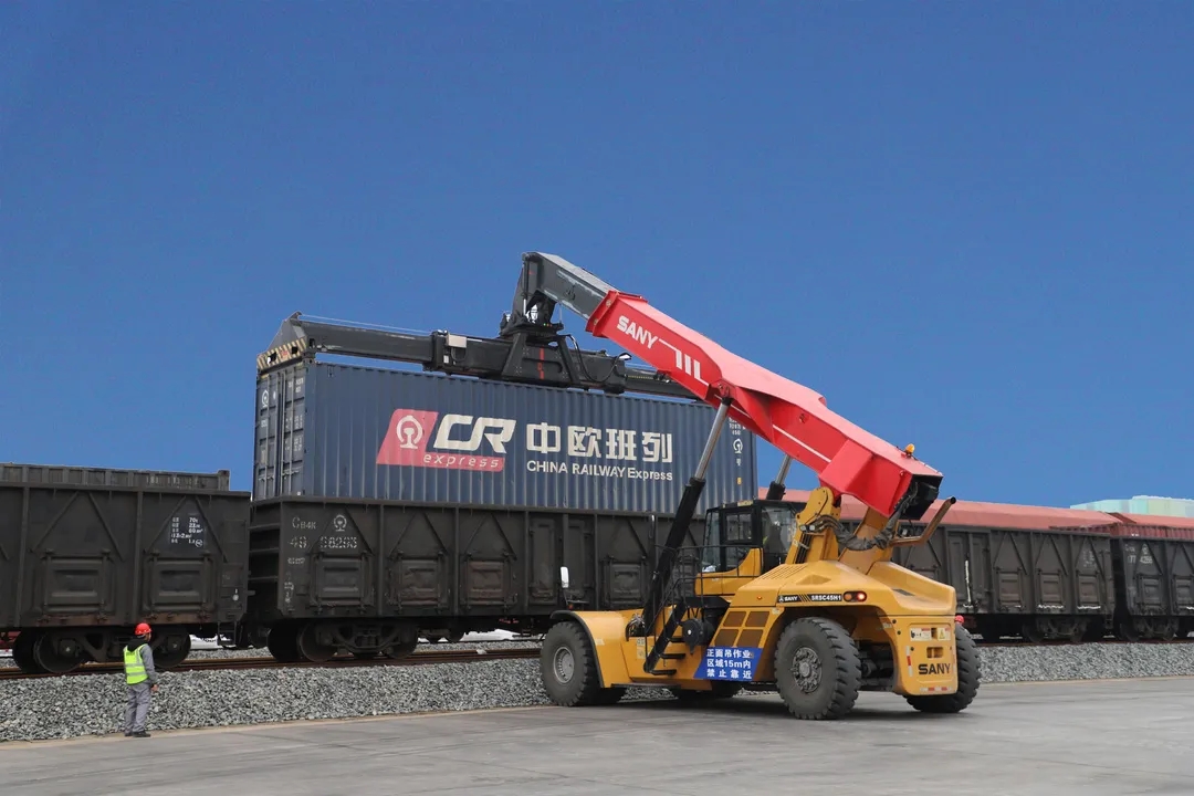 1630976438409674.jpg 640.webp (7).jpg