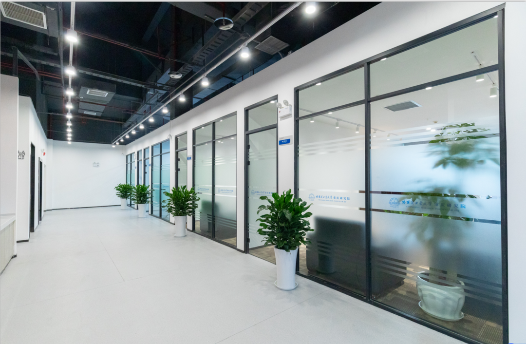 1650005072907887.png 640 (2).png