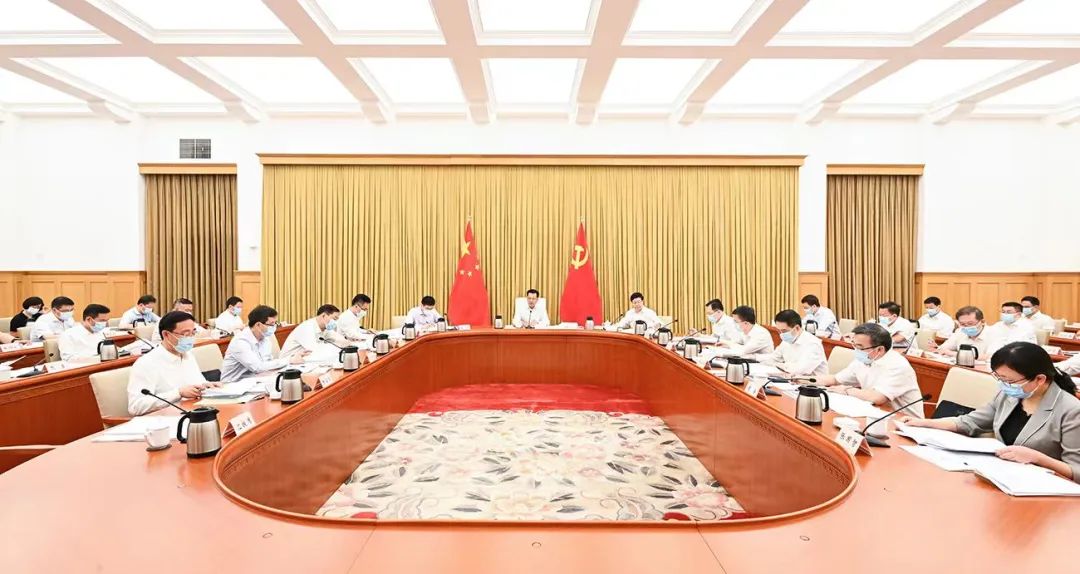 1686709876239492.jpg 640.jpg