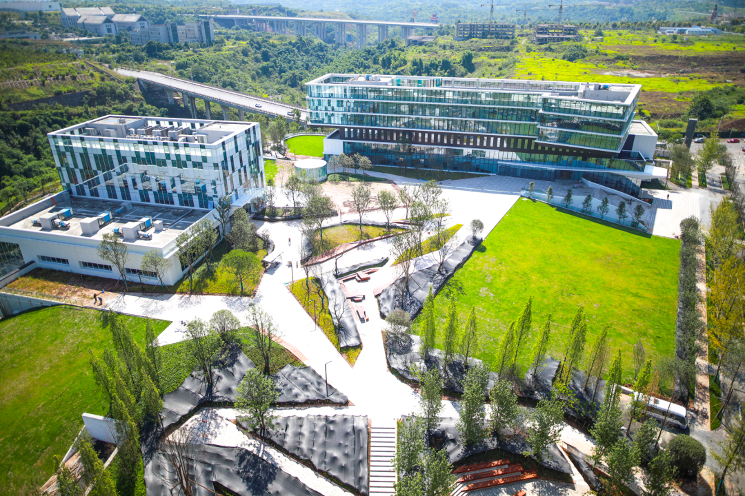 1689678641216784.png 640 (3).png