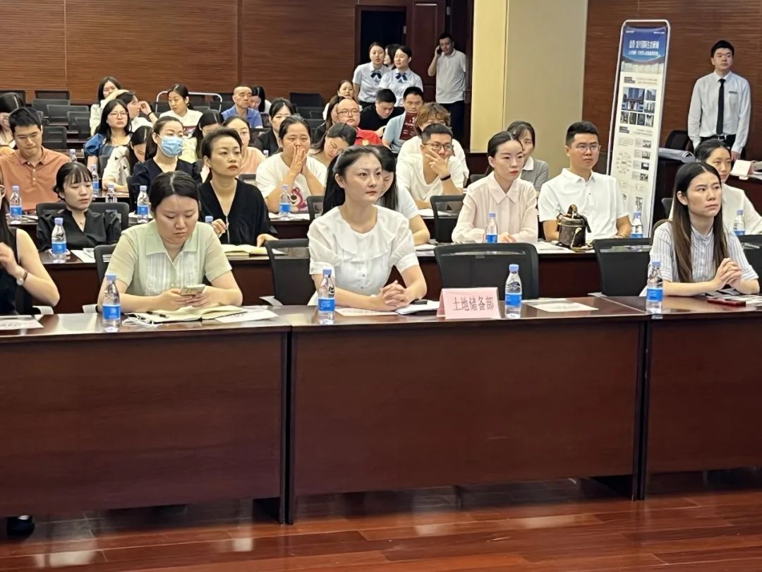 1693884292657077.jpg 640.jpg