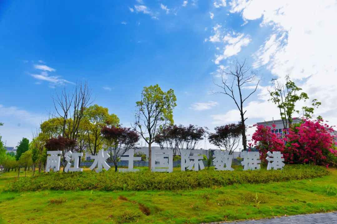 1696814909809693.jpg 640 (3).jpg